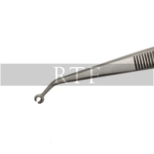 Pince chirurgicale courbée angulaire Pince manuelle en acier inoxydable et plastique et porte-aiguille pour les procédures de suture du maïs - Product Image 6