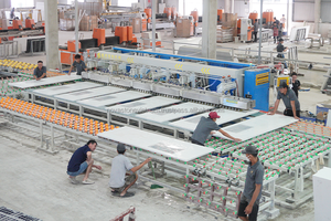 Precioso proyecto residencial persistente pulido Townhomes Venas de Carrara Fabricado Piedra de cuarzo artificial Gabinete de cocina Top - Product Image 4