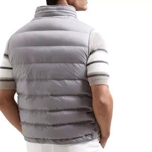 เสื้อกั๊กพัฟเฟอร์แบบไม่มีแขนสำหรับผู้ชาย น้ำหนักเบา ระบายอากาศได้ดี สวมใส่สบาย รับสกรีนโลโก้ คุณภาพสูง สำหรับขายส่งช่วงฤดูหนาว - Product Image 3