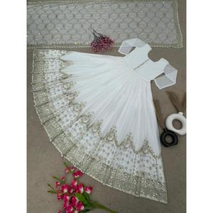 Abito Lungo in Georgette con Ricami e Paillettes, con Dupatta, Bianco - Product Image 4