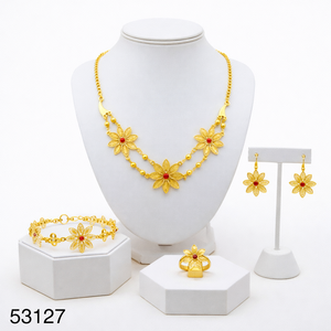 Ensemble collier et boucles d'oreilles élégants pour femme, plaqué or, zircon, design feuille tendance, chaîne corde 16 pouces, modèle 53133 - Product Image 6