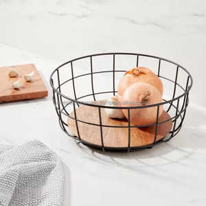 Paniers de rangement ronds en métal et bois pour fruits et ustensiles de cuisine pour organiser la vaisselle - Product Image 2