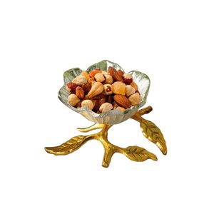 Elegante Tazón de Plata Alemana con Base de Hojas Doradas – Tazón Decorativo Premium para Frutos Secos, Dulces y Nueces - Product Image 1