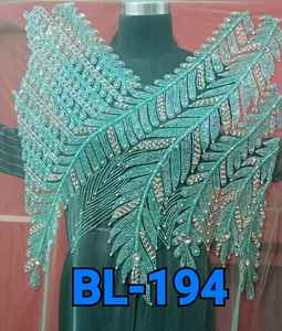 Tela de Encaje con Motivo de Mariposa Bordada a Mano, de Algodón de Lujo, Ecológica y de Alta Calidad para Diseñadores de Moda - Product Image 3