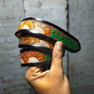 Nouvelles Ceintures Unisexe en Cuir Pleine Fleur Façonnées à la Main, Durables et Écologiques, avec Boucle Ardillon Style Western et Motif Uni, Vente en Gros 2026 - Product Image 1