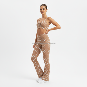 Conjunto de Yoga de 2 Piezas con Estampado de Puntos, Sublimado, Transpirable, de Secado Rápido, Talla Grande, Sujetador Deportivo y Leggings de Cintura Alta para Mujer, Marca Privada - Product Image 1