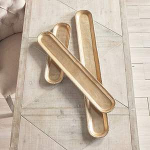 Plateau de service en laiton de qualité supérieure pour restaurant, cuisine et banquets, avec détails gravés traditionnels - Product Image 1