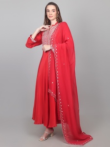 Estilo de moda tradicional, atuendo moderno para mujer, vestido largo Chudidar con Dupatta, estilo lujoso y glamuroso. - Product Image 5