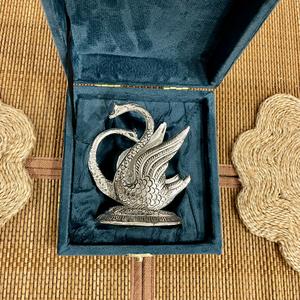 METAL HANDICRAFT <b>SILVER</b> PLATED SWAN SHAPE <b>NAPKIN</b> AND TISSUE HOLDER WITH VELVET BOX - Product Image 3