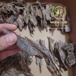 Pure Natural Arabian Amber and <b>Sandalwood</b> Oil Strong Scented Wood Fragrance for Perfume and <b>Candle</b> Making - Product Image 1