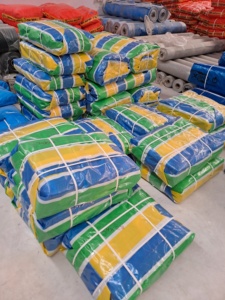 Bâche rayée imperméable pour auvent extérieur, tissu non tissé de poids moyen, motif bleu, vert, jaune, blanc - Product Image 5