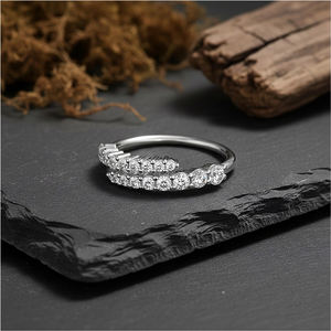 Belle bague ajustable en zircone cubique, design élégant, coupe ronde, alliance de mariage, argent sterling 925, bijoux de mariage pour anniversaire - Product Image 5