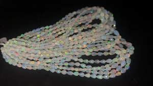 Cuentas de Ópalo Natural Etíope al por Mayor, Facetadas en Forma de Lágrima, 7-9 mm, Briolette, Perforación Recta, Tamaño de Hilo de 17 Pulgadas para la Fabricación de Joyas - Product Image 2