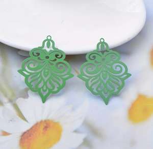 HF Crafts 2026 Boucles d'oreilles créoles en résine faites à la main, les plus vendues, bijoux de mode pour les occasions festives - Product Image 4