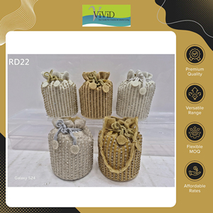 Sacs à main de soirée élégants pour femmes, de qualité supérieure, conçus par des designers, pour les mariages, les fêtes et les anniversaires, en solde - Product Image 2