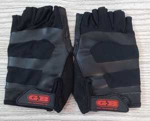 Gants de fitness Geo Brothers Company, nouveaux, personnalisés, de haute qualité, légers, unisexes, antidérapants, demi-doigts, en polyester, avec support pour les poignets. - Product Image 3
