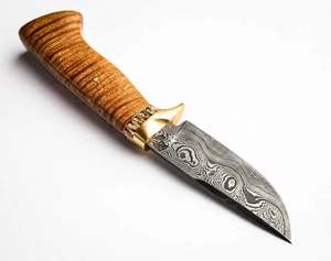 Cuchillo de campo utilitario de hoja fija de acero de Damasco hecho a mano con mango de madera de arce rizado y guardacuchillo de latón - Product Image 3