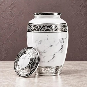Urna Funeraria Grande de Aluminio Blanca de 200 Pulgadas Cúbicas, con Tapa Segura y Base de Fieltro, para Cenizas de Adultos - Product Image 4