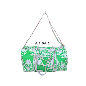 Bolsa de Viaje de Fin de Semana Acolchada, Plegable, Ligera y de Lujo, Hecha a Mano, con Estampado Floral, de Algodón Orgánico - Product Image 2