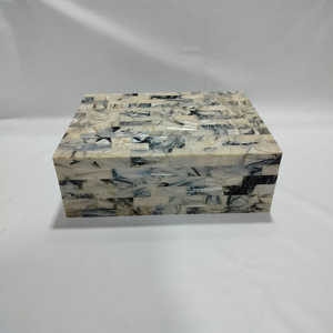 Boîte à bijoux en résine incrustée de design moderne fait à la main stockage vintage personnalisable finition bois poli KISWAH artisanat KC-JB1182 haute - Product Image 3