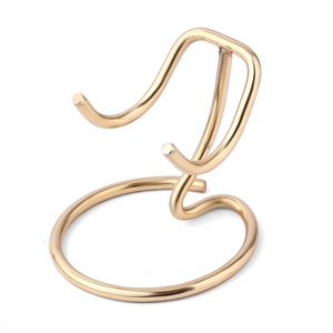 Expositor Decorativo Portátil de Acero Inoxidable Chapado en Oro |   Soporte de Exhibición para Cristales de Roca y Corazones - Light - Product Image 1