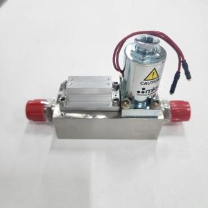 Contrôleur de débit massique MKS 1037702-014 - Équipement et pièces semi-conductrices de renommée mondiale - Product Image 2