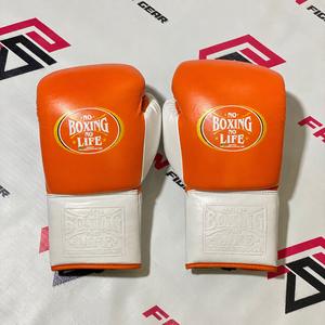 Gants de boxe à prix de gros, fabriqués au Pakistan, faits à la main, à lacets, pour l'entraînement, la gym, le combat, avec logo en relief - Product Image 4