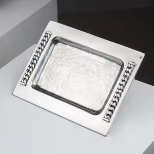 Plateau de service classique en métal pour chocolats, plateau de présentation de bonbons, décoration de table pour mariage et événements - Product Image 1