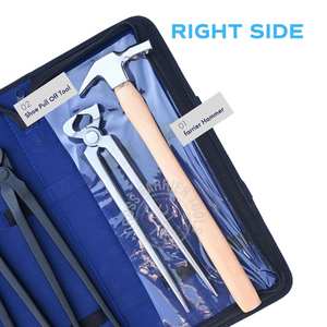 Kit d'outils professionnels pour ferrage de chevaux avec étui, crochets à croûtes noirs, extracteur de clous et marteau de pose de clous - Product Image 3