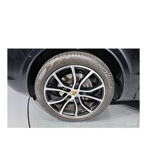 Porsche Cayenne 3.0 Coupé 2024, 43 804 km, Volant à Gauche, Boîte Automatique, Sièges en Cuir avec Caméra Arrière - Product Image 5