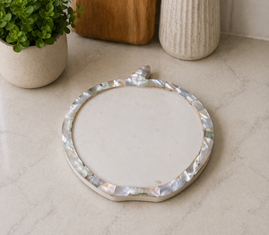 ถาดหินอ่อนทำมือสุดหรู รูปทรงแอปเปิ้ล ขอบประดับมุก สำหรับโชว์เครื่องประดับและตกแต่งบ้าน - Product Image 3