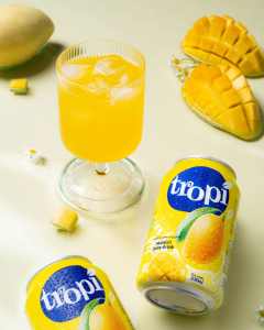 Boisson Tropi Juice 330ml en canette aluminium courte, 100% purée de fruits, faible en gras, stérilisée, mélange de goyave, mangue et pastèque fraîchement pressés - Product Image 3