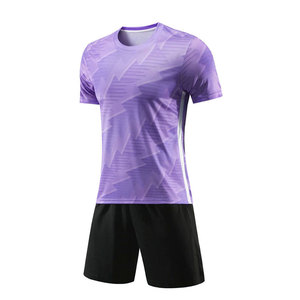 Uniforme de Fútbol de Manga Corta, Ligero y Duradero, Tejido de Malla de Poliéster Transpirable, Colores y Logotipo Personalizables para Máxima Comodidad - Product Image 1