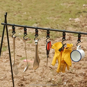 Crochets pour perruques en cuir avec logo doré personnalisé pour extensions de cheveux-Durables et ajustables avec surface brillante - Product Image 4