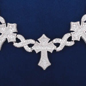 Collar cruzado infinito estilo hip hop RTS, completamente cubierto de piedras, hecho a medida, plata de ley 925, piedras de moissanita D VVS, probado con el equipo de prueba. - Product Image 4