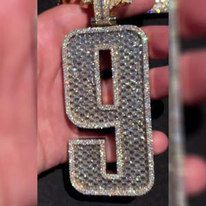Collar con Colgante de Lujo con Número 9 en Plata de Ley 925, Chapado en Oro de 18K, con Moissanita Blanca VVS1, Estilo Hip Hop - Product Image 3