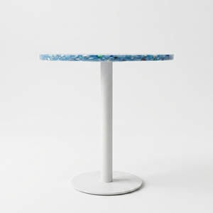 Table basse en plastique recyclé 4GoodThings, design moderne, imperméable, durable, écologique, cadre métallique convertible, meubles pour la maison - Product Image 3