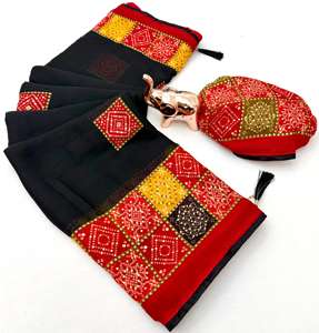 Sari en viscose de Bamber pour femme avec bandhani contrastant et pallu riche, chemisier Jalar fabriqué en Inde - Product Image 3