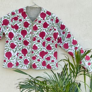 Chaqueta Acolchada de Algodón para Mujer, Estampado Floral de Granada, Manga Larga, Cierre de Botones, Ropa de Abrigo de Otoño, Largo Regular - Product Image 3