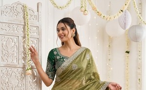 AARA Fashion FENDY JAL-850 Saree en soie verte avec bordure brodée, chemisier, protection solaire, tenue de mariage traditionnelle indienne et pakistanaise - Product Image 4