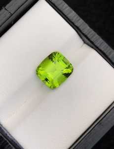 Piedra preciosa de peridoto facetada natural, peridoto verde premium suelto para la fabricación de joyas - Product Image 3