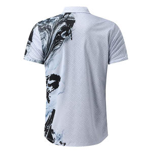 เสื้อโปโลผ้าฝ้ายพิมพ์ลายต้นมะพร้าวแบบดิจิทัล ระบายอากาศได้ดี สไตล์ลำลองสำหรับฤดูร้อน  สำหรับผู้ชายและผู้หญิง  แบบเรียบๆ  ไม่มีลาย  ใช้เป็นเสื้อทำงานได้  รับสกรีนโลโก้ตามแบบ - Product Image 3