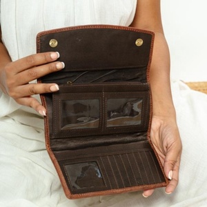 Cartera de mano de cuero acolchado azteca occidental para mujer, Cartera de herramientas multicolor, cartera multiusos de cuero acolchado azteca única, novedad - Product Image 2