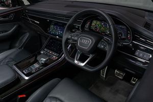 OFERTA ESPECIAL 2024 SQ7 4.0 TFSI BLACK EDITION SUV - Product Image 3