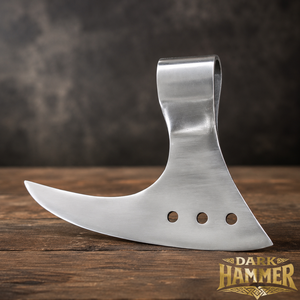 Hacha Antigua Forjada a Mano de Estilo Vikingo Medieval con Cabeza de Hacha Barbuda, Forma de Media Luna Curva y Acabado Pulido en Acero con Alto Contenido de Carbono - Product Image 2