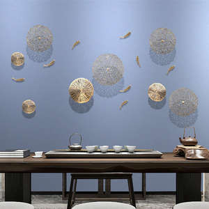 Décoration murale artisanale en laiton et alliage d'étain, motif feuille de lotus en cuivre, forme coralline dorée ronde, à suspendre - Product Image 5