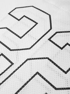 เสื้อยืดพิมพ์ลายตัวเลขขนาดใหญ่แบบกำหนดเอง ผ้าระบายอากาศได้ดี สไตล์สตรีทแวร์ สำหรับทุกเพศ  รับผลิตแบบ OEM ODM ขายส่งเสื้อผ้าจากผู้ผลิต - Product Image 5