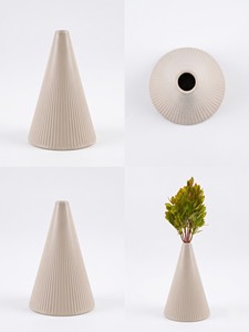 Iron Hot Sale Powder Coated Fancy Flower <b>Vase</b> Cone Shape with <b>Unique</b> Colors American Style Table Top Home Decor Flower <b>Vase</b> - Product Image 2