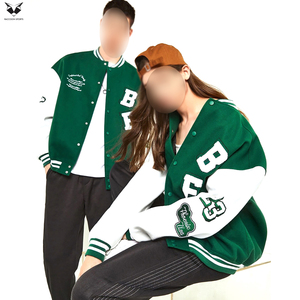เสื้อแจ็คเก็ตเบสบอลวินเทจสีเขียวขาวตัดกัน แขนยาวติดกระดุม มีตัวอักษร  สำหรับผู้ชาย สไตล์ลำลอง  แบบวิทยาลัย - Product Image 6