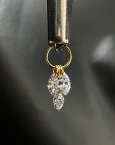 Breloque Plume Diamantée Marquise en Or 14K pour Boucles d'Oreilles Créoles, Accessoire d'Oreille Plume Délicate, Bijou Élégant, Cadeau pour Femme - Product Image 1